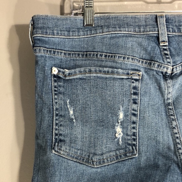 7 for all mankind Josefina Embroidered Botanical Relaxed Jeans - Picture 9 of 16